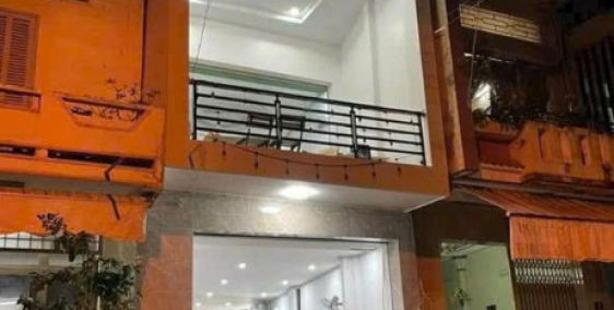 Bán nhà lầu gần Bến Ninh Kiều , giá chỉ 11 tỷ