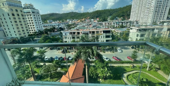 Không sử dụng nên cần bán căn hộ 2Pn 76m2 trung tâm du lịch Bãi Cháy, Hạ Long.