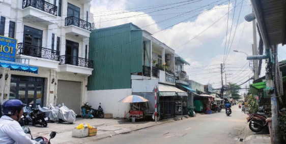 cần bay gấp nhà mới xây 4x22 nằm ngay trung tâm Bình Tân giá 6ty7 ( còn TL )