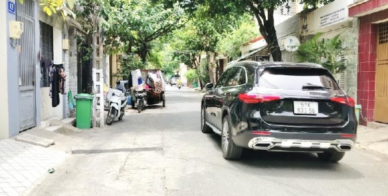 Nhà MT Trần Văn Danh 4 tầng cạnh nhà ga T3