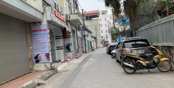 Bán lô góc mặt đường 565 Bát Khối, Cự Khối trục chính khu dân cư đông đúc kinh d