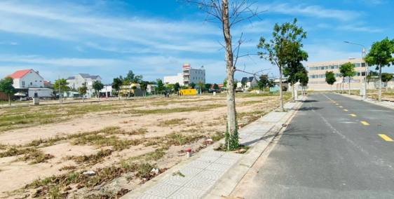 Chính chủ cần bán gấp lô đất 80m2 ngay khu công nghiệp VSIP 3 gần Lego