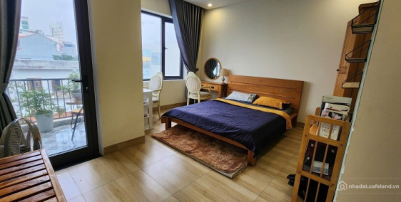  Kiệt 5m sát Chế Lan Viên đi bộ tắm Biển, 130m2, 4 tầng, 2 mặt thoáng, 7PN,