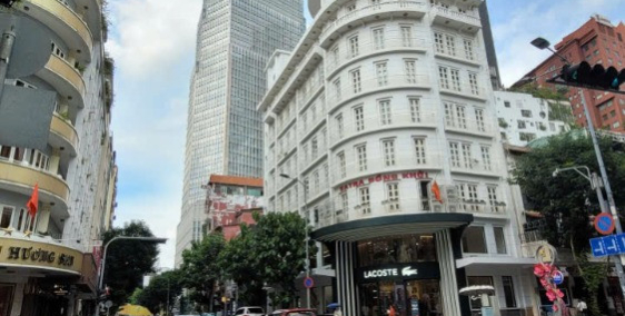 Hàng Hiệu_MT Ngay Đồng Khởi,Q.1 - 4,3x24m(CN:100m2)5 lầu - Gía: 125 tỷ