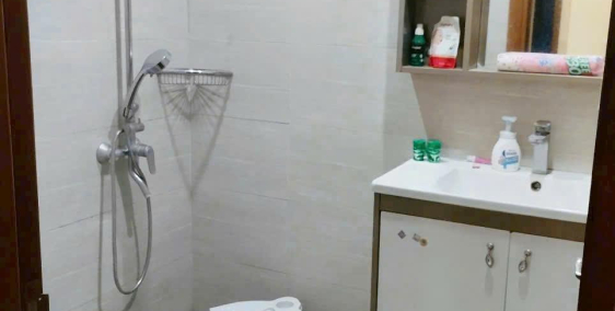 Chính chủ cần bán căn 2N-giá tốt nhất tại goldmark thời điểm hiện tại