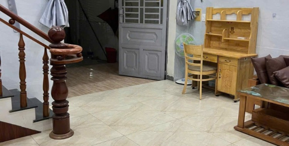 Bán gấp nhà 2 lầu gần bệnh viện Quốc Tế Hạnh Phúc - DT(5X22)nhà mới full nội thấ