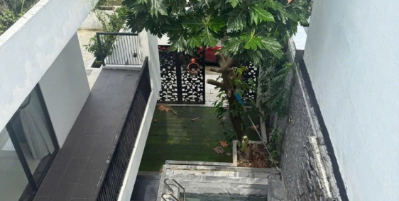  BÁN NHÀ 3 TẦNG MẶT TIỀN ĐẸP – CÓ HỒ BƠI, GARA Ô TÔ – LIÊN CHIỂU, ĐÀ NẴNG