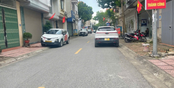 Bán đất mặt phố Nguyễn Văn Hưởng Giang Biên, 2 mặt thoáng trước sau, 112m2 mặt t