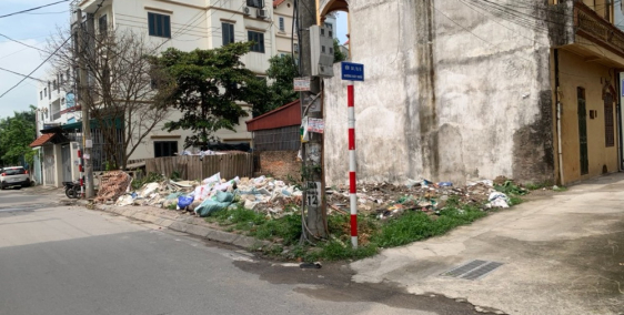 Bán 87,8m đất đấu giá tổ 8 Thạch Bàn, view bãi gửi xe và hồ Bộ Đội Cự Khối