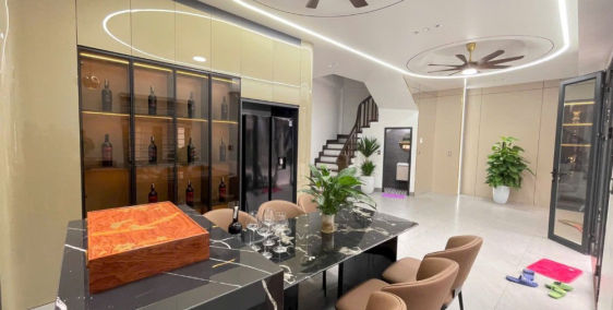 Bán căn 4 tầng mặt phố phường Cẩm Thượng, TP Hải Dương, 52.8m2, mt 11m, 4 ngủ, 4