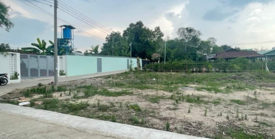 2 LÔ NGỘP NGÂN HÀNG 10X40=400M2 SHR THỔ CƯ, ĐƯỜNG 12M, ĐỐI DIỆN CHỢ, GIÁ 170TR