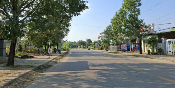 Chính chủ cần bán gấp nhà mtđ  ĐT 720 ( Quốc lộ 55 cũ) tại xã Suối Kiết, BT