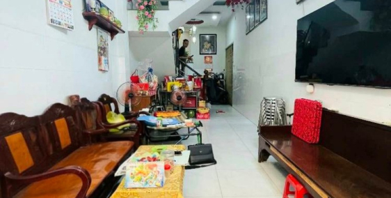 HXH 8m Trịnh Đình Trọng, 111m2, 4 tầng BTCT, 8 phòng cho thuê, Chỉ 10.9 tỷ