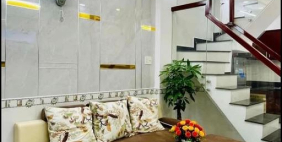 NGỘP NỢ bán nhà NGUYỄN KIỆM P3 GV 1T2L 46m2 1ty875 SHR HXH