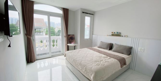 Căn hộ full nội thất Bancon Phú Mỹ Hưng Quận 7