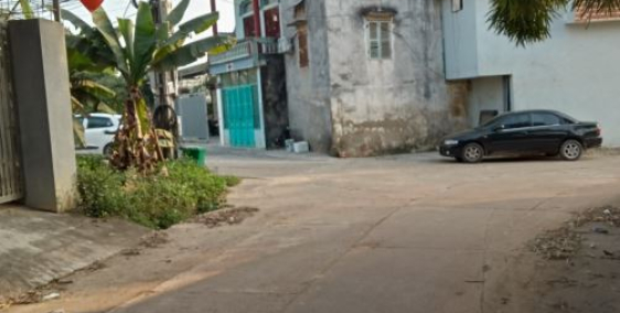 Bán đất có nhà ống 155m.mặt tiền 5*31 full thổ cư ở phú xa thái nguyên