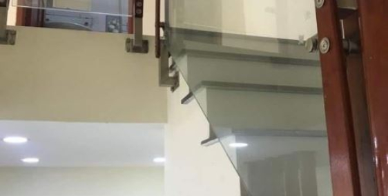 Bán nhà Thành Thái Phường 14 Quận 10 Thành Phố Hồ Chí Minh30m2, 2T, giá 4,2 tỷ.