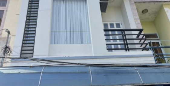 NHÀ PHỐ 3 TẦNG HXH HUỲNH TẤN PHÁT Q7 GIÁ RẺ 5.1 TỶ