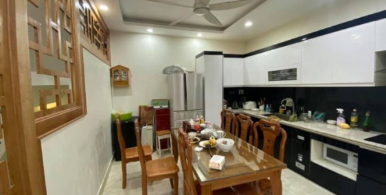 Bán nhà 4 tầng 80m mặt tiền 8m hướng đông nam TĐC Xi Măng Sở Dầu giá 7 tỉ